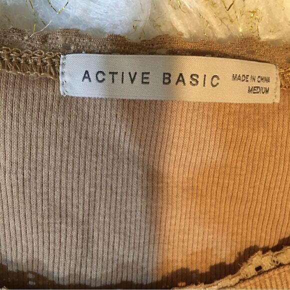 2 Ribbed Thick lace Neck ribbed tops - Picture 4 of 6